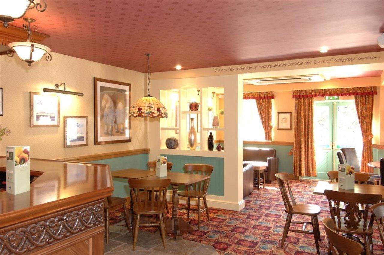 Newmarket Inn ลูอิส ภายนอก รูปภาพ